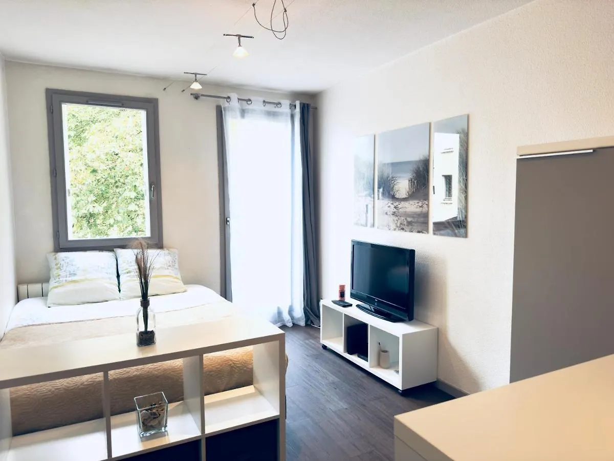 *Le Cityzen*15Min Du Centre A Pied+Parking Gratuit Annecy 0*,  Frankrike